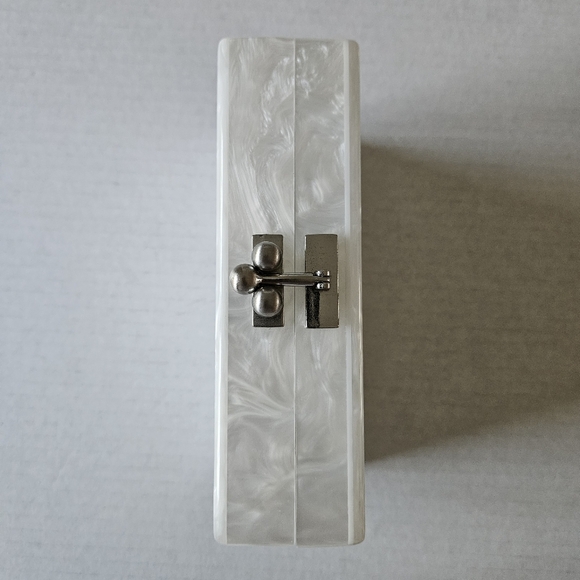 Edie Parker White Pearlescent Mrs. Bridal Slim Jean Box Clutch - Picture 6 of 16